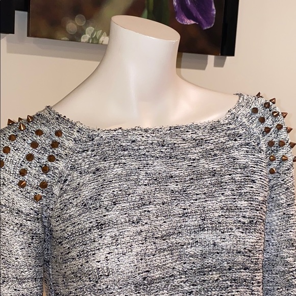 Shiny black & white sweater - Picture 3 of 10